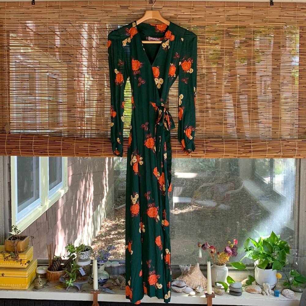 1970s wrap dress